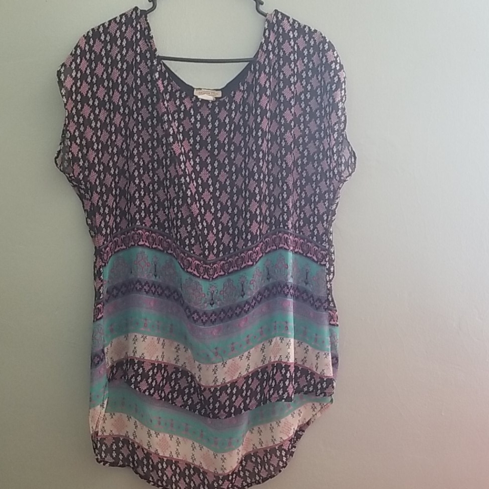 Short sleeve sheer blouse